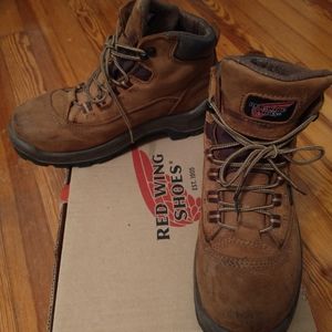 Red wing waterproof steel toe boots women's 7